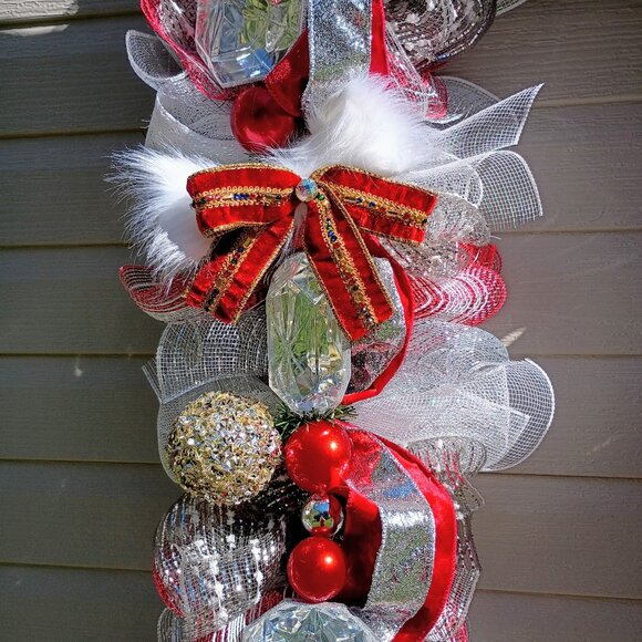 Glam Red & Silver Christmas Garland, Gem Garland, Winter garland, Christmas - Picture 4 of 16